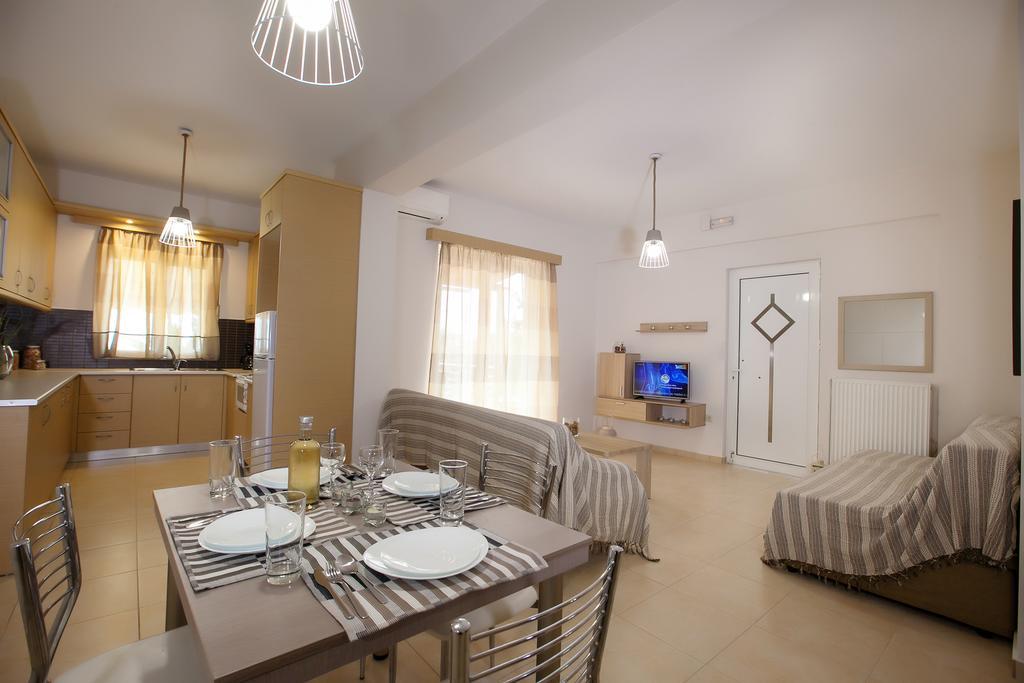 Petra Thea Apartments 2 Kalamata Zewnętrze zdjęcie